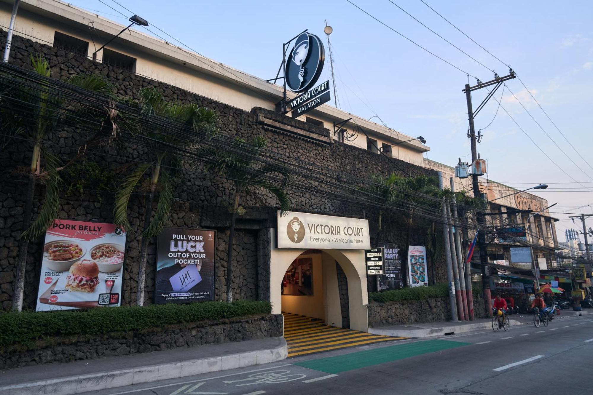 Отель Victoria Court Malabon Valenzuela Экстерьер фото